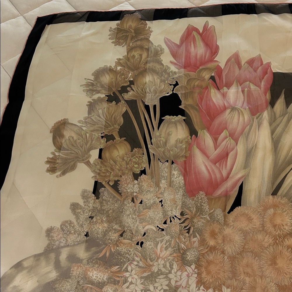 Vintage Valentino Scarf - Picture 7 of 13